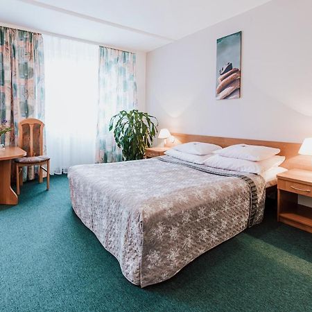 Hotel Gromada Medical Spa Busko-Zdrój Dış mekan fotoğraf
