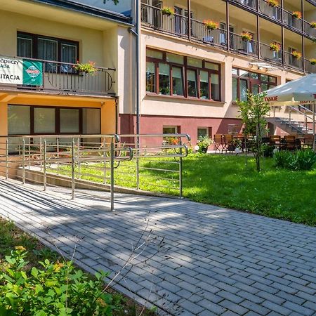 Hotel Gromada Medical Spa Busko-Zdrój Dış mekan fotoğraf