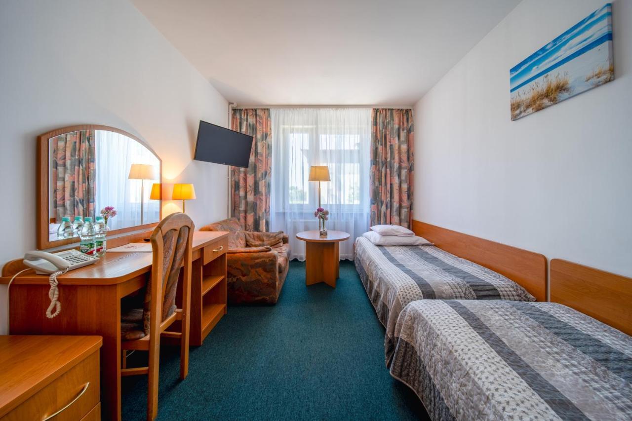 Hotel Gromada Medical Spa Busko-Zdrój Dış mekan fotoğraf