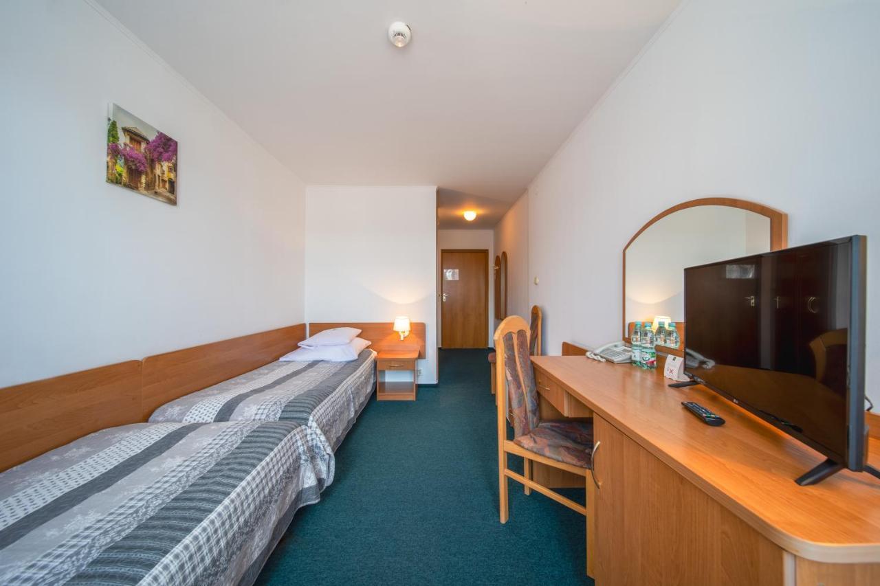 Hotel Gromada Medical Spa Busko-Zdrój Dış mekan fotoğraf