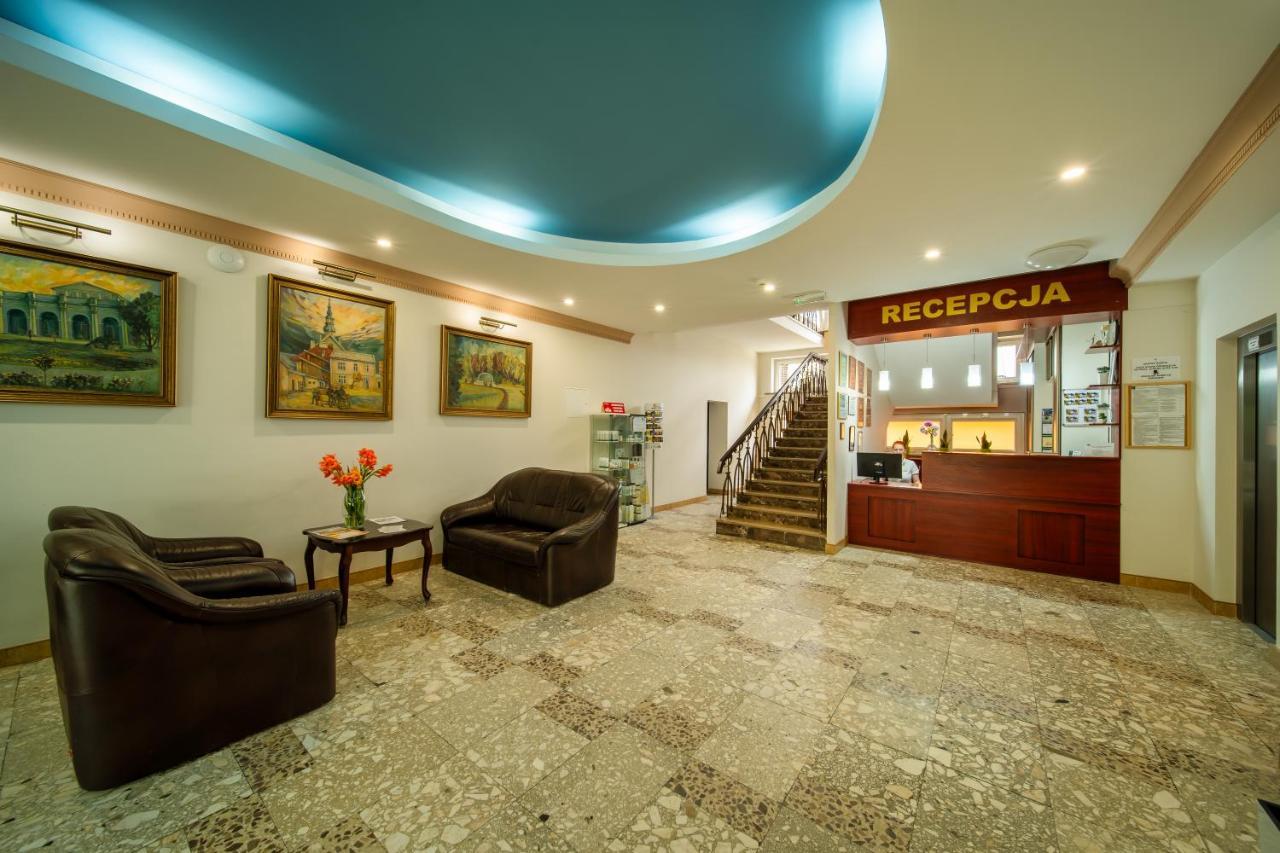 Hotel Gromada Medical Spa Busko-Zdrój Dış mekan fotoğraf