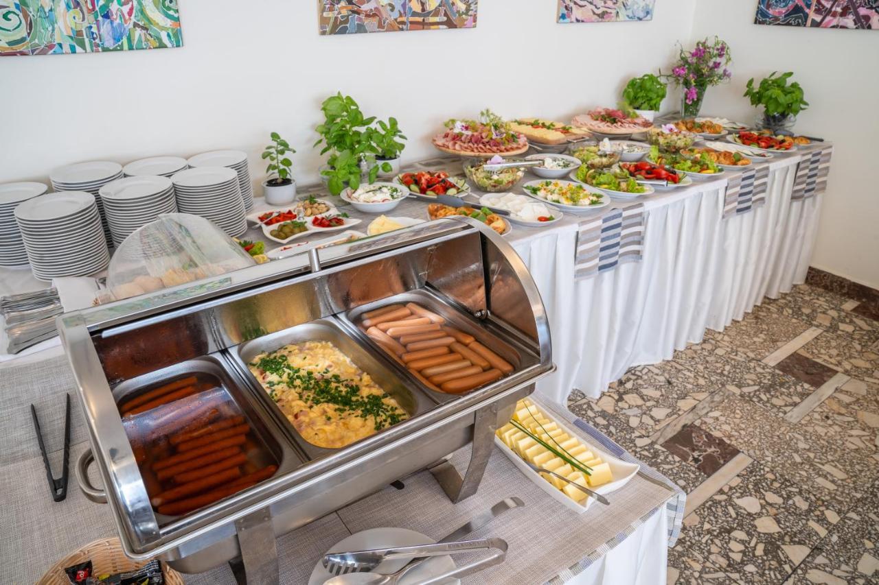 Hotel Gromada Medical Spa Busko-Zdrój Dış mekan fotoğraf