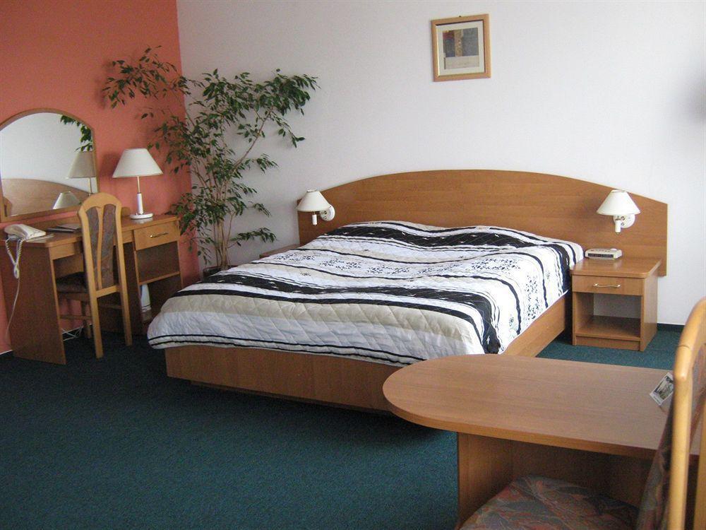 Hotel Gromada Medical Spa Busko-Zdrój Dış mekan fotoğraf