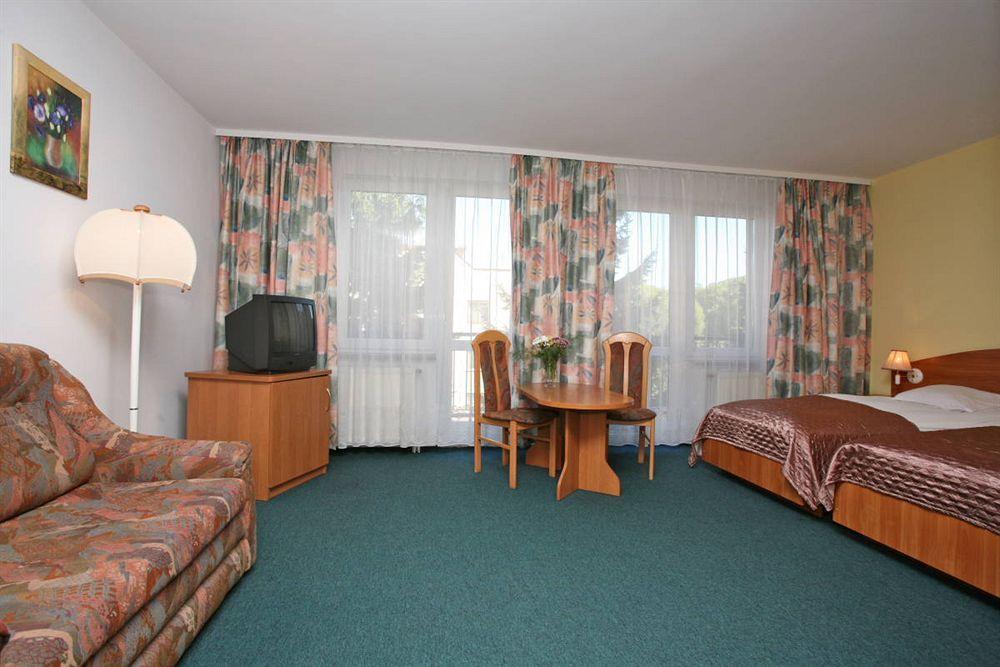 Hotel Gromada Medical Spa Busko-Zdrój Dış mekan fotoğraf