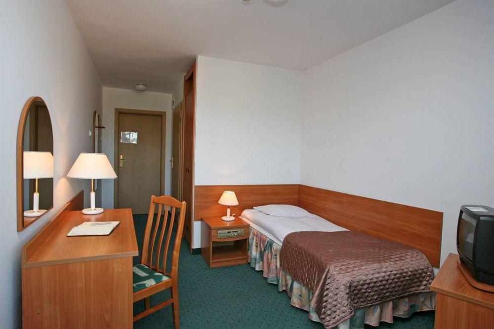 Hotel Gromada Medical Spa Busko-Zdrój Dış mekan fotoğraf