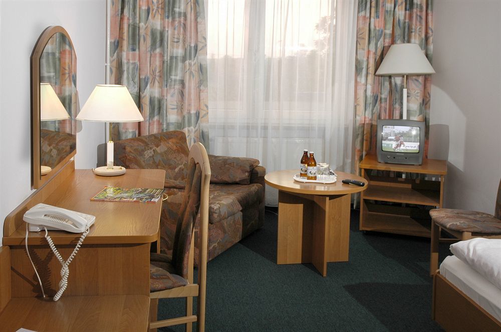 Hotel Gromada Medical Spa Busko-Zdrój Dış mekan fotoğraf